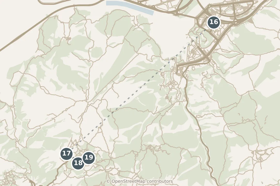 Map of Hong Kong, with a third day: stops 16–19, numbered in walking order.